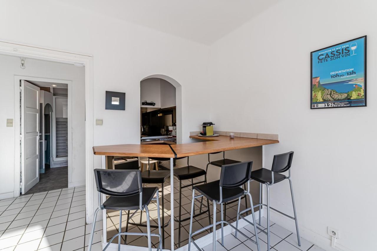 Les Pieds Dans L'Eau Par Dodo-A-Cassis Apartment Exterior photo